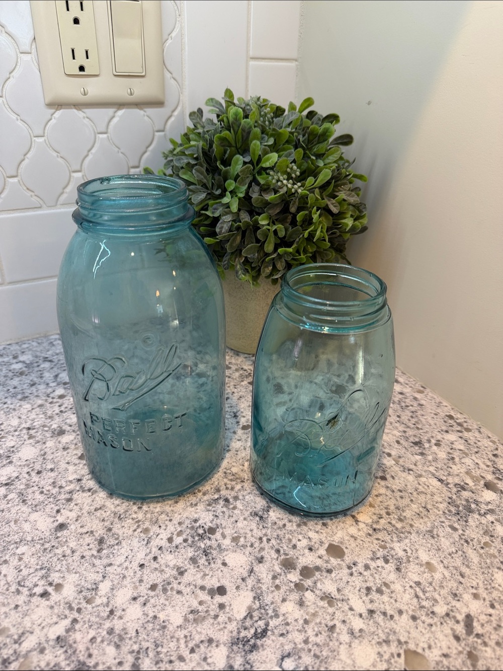 Ball Vintage Blue Glass Mason Jar Set - Decorative Home Accent